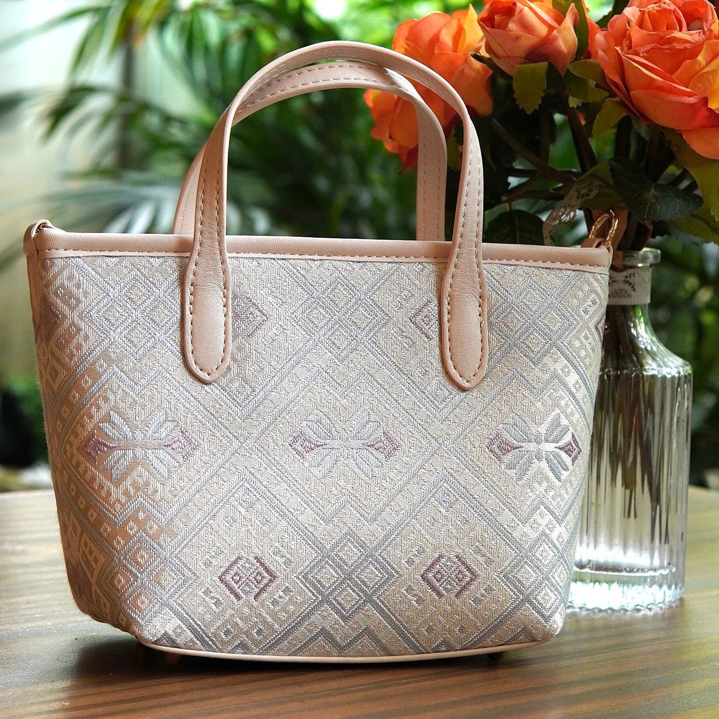 Guangxi Intangible Cultural Heritage Zhuang Brocade Mini Tote Bag - Handcrafted Ethnic-Chic Handbag with Detachable Chain, Niche Designer Style